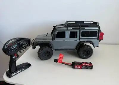 Traxxas TRX-4 Land Rover Defender + LiPo 3S 5000 mAh
