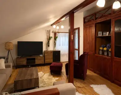 NA PREDAJ - REKEREAČNÁ CHATA - DOMAŠA - DOBRÁ