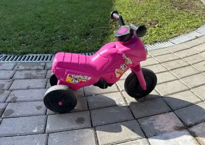Motorku odrazadlo