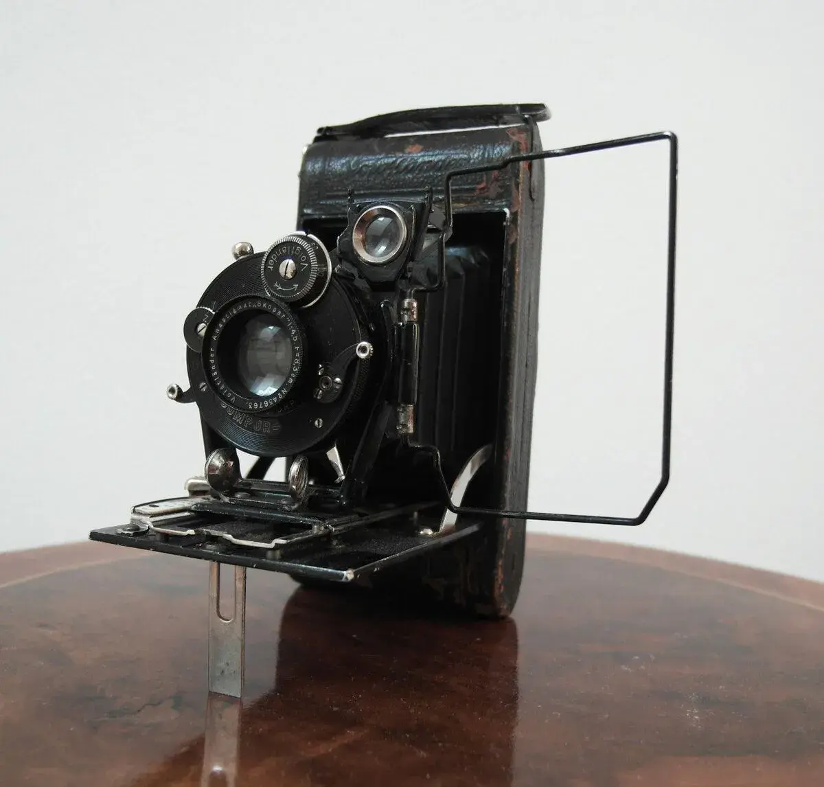 Starý fotoaparát Voigtlander