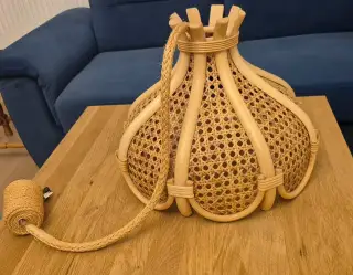 Ratanový luster