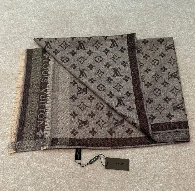 Louis Vuitton Sal - Od 5.12.