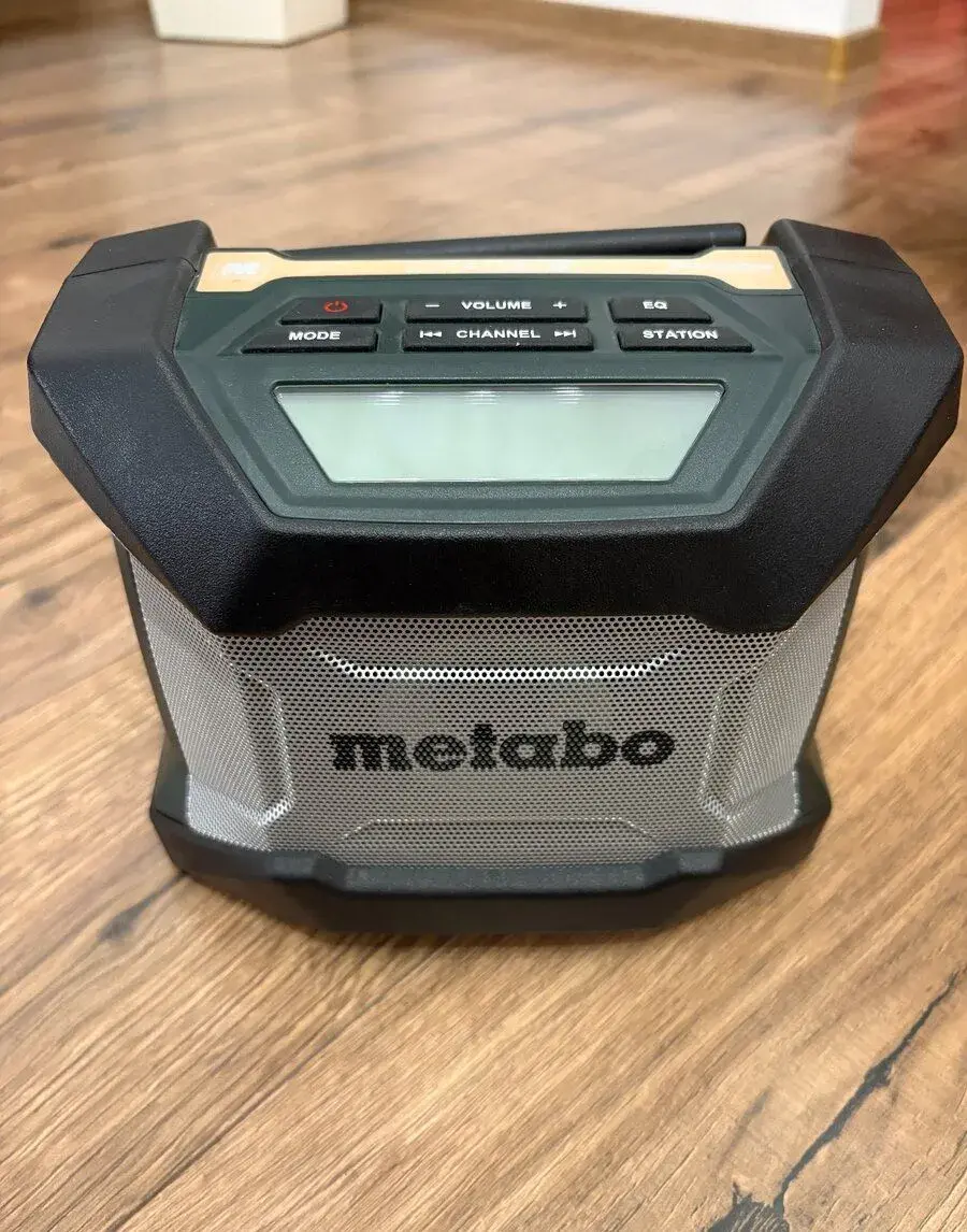 Rádio - METABO professional power tool solutions R 12-18 BT
