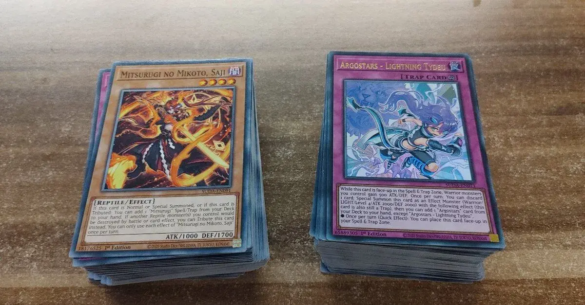 Zberateľské karty Yugioh a Weiss Schwarz