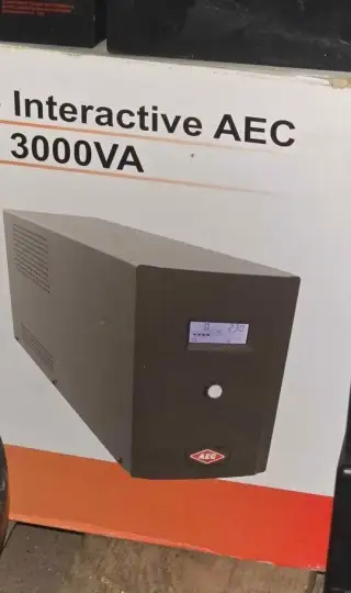 UPS Záložný zdroj AEC Interactive 3000VA.