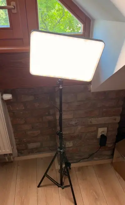 Viltrox VL-400T LED panel + statív ( 2 kusy)