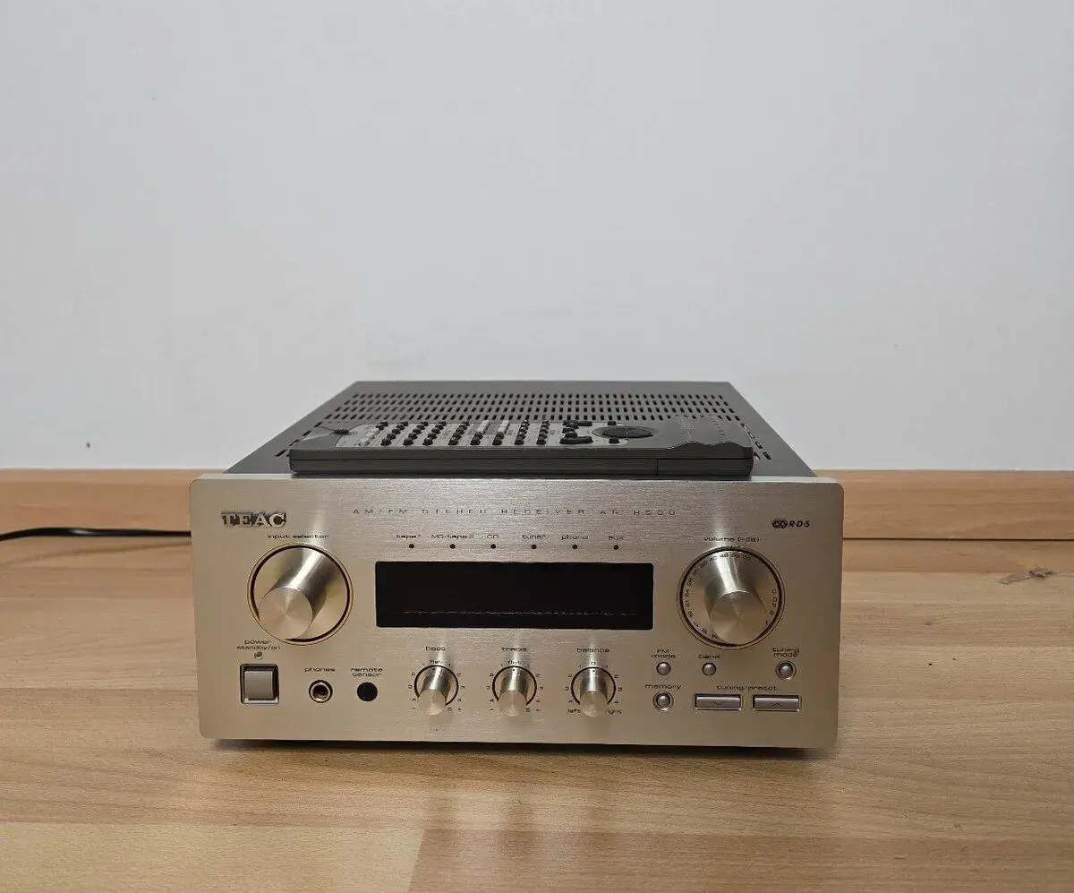 TEAC AG-H500 / kompaktný stereo receiver / Phono