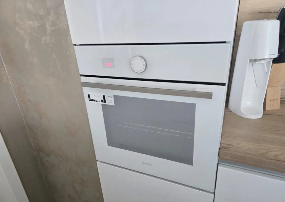 Vstavaná elektrická rúra Gorenje Simplicity collection