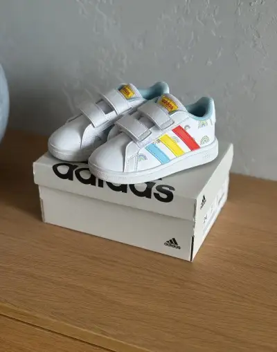 detské adidas tenisky veľkosť 24