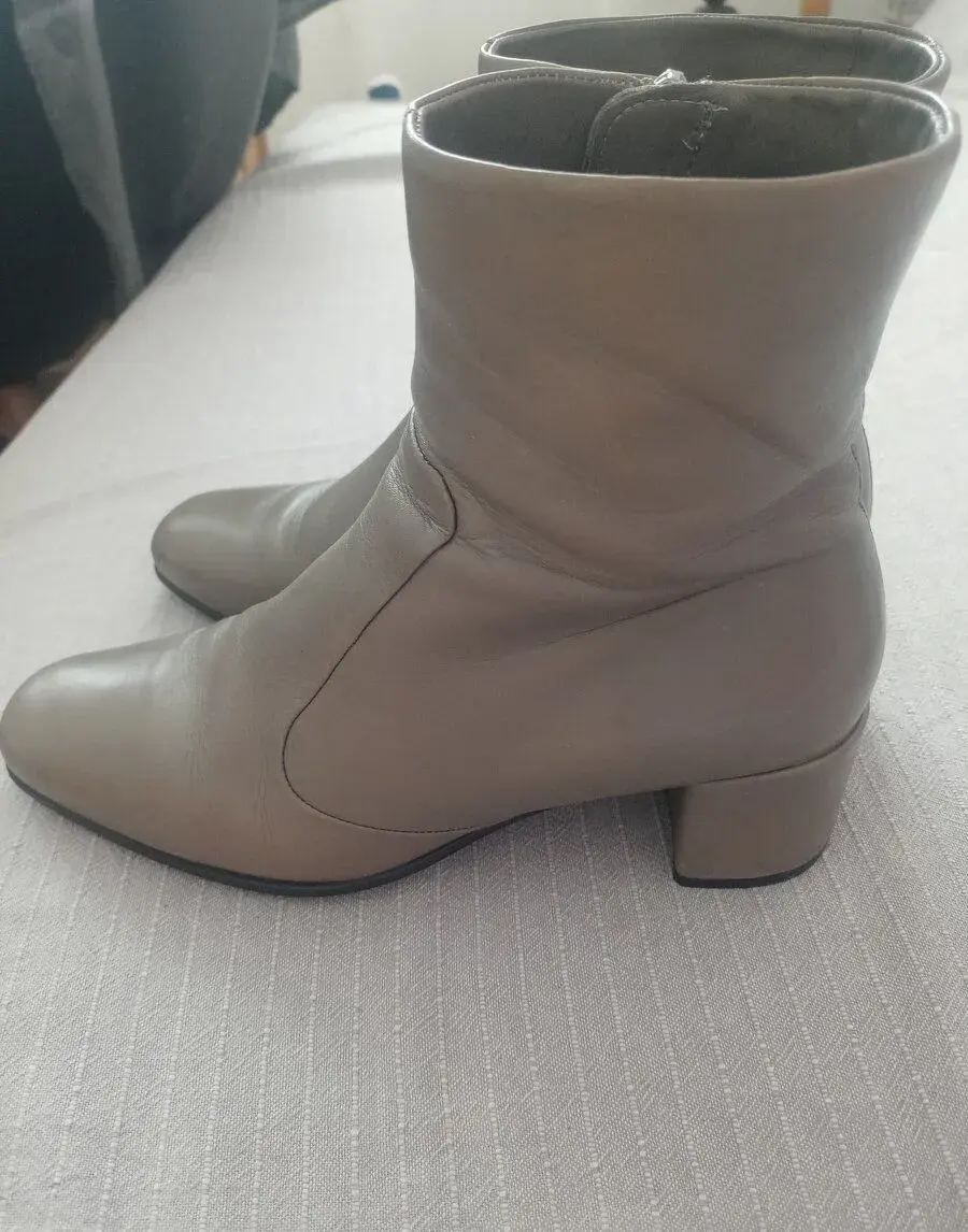Ecco čižmy sivé 39