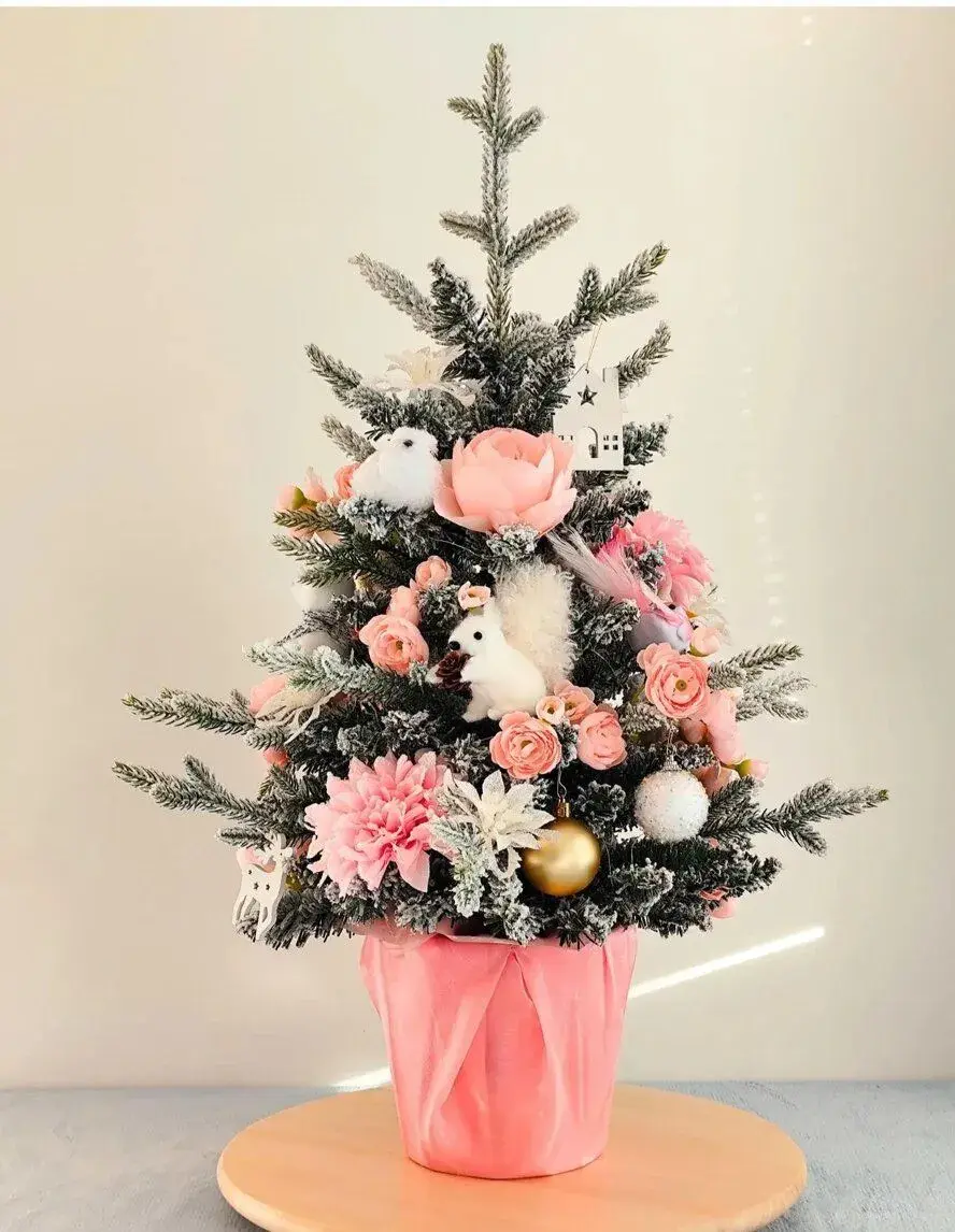 Umelý ručne vyrobený 70 cm stolový kvetinový stromček
