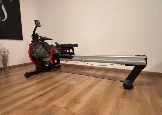 Veslovací trenažér Life Fitness Row GX