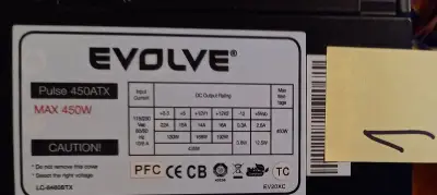 Zdroje do PC, konektory aj pre grafiky: