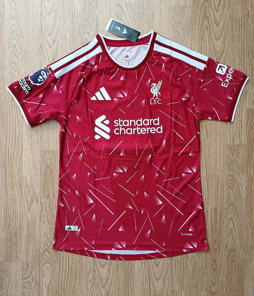 Liverpool 26/27 Home