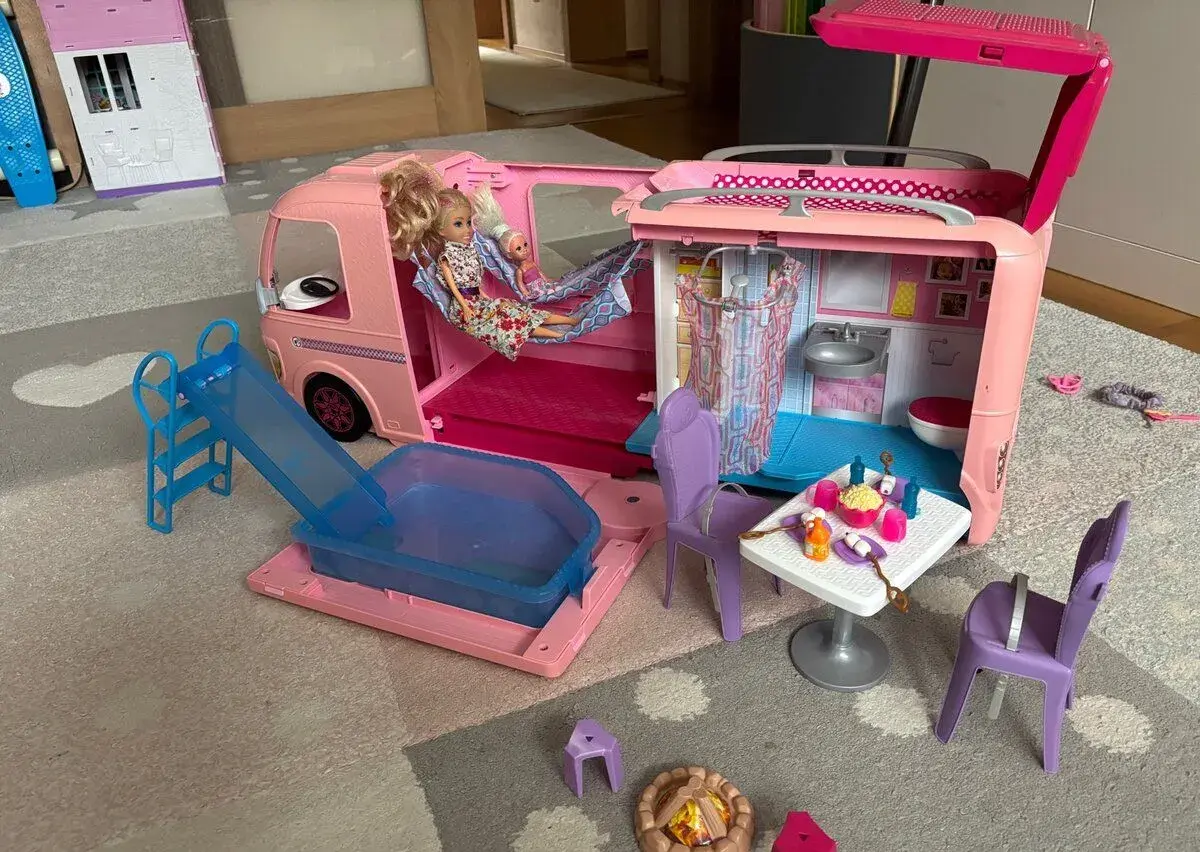 Barbie karavan