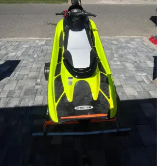 Vodný skúter Yamaha gp 1300 R waverunner aj výmena