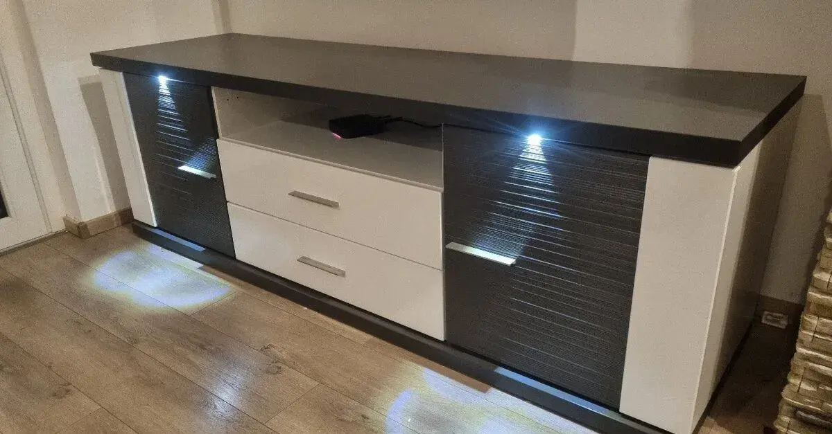 TV stolík DECODOM Manhattan