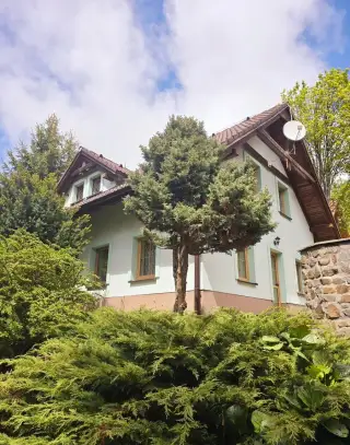 Murovaná chata Krahule, 200 m od lyžiarskeho svahu