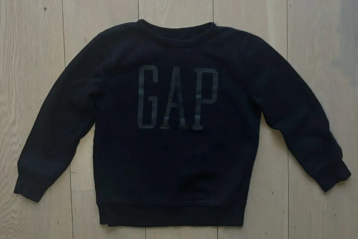 detstká mikina značky GAP
