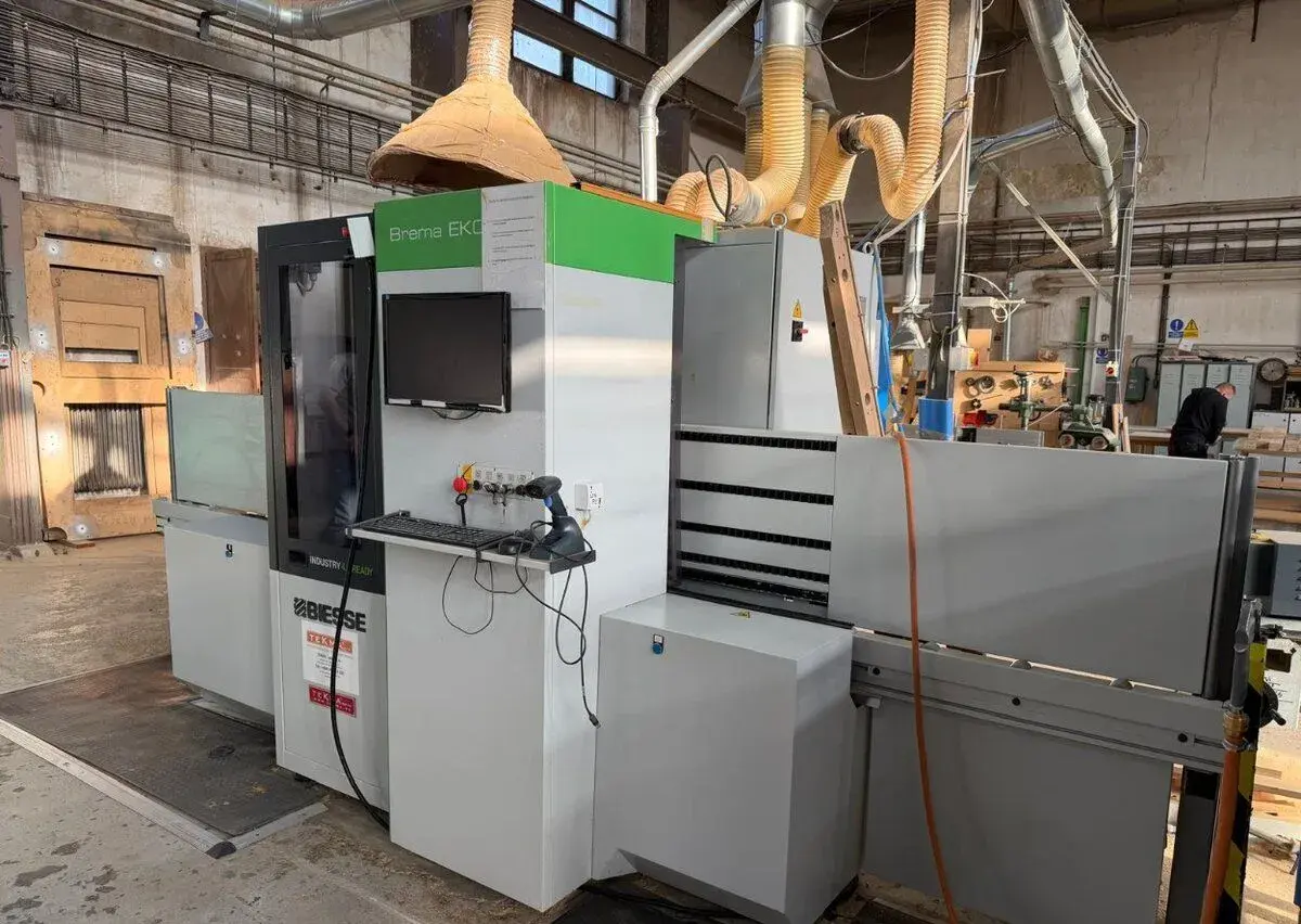 CNC obrábacie centrum BIESSE EKO 2.1