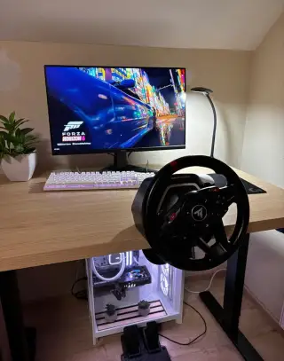 Thrustmaster T128 -herný volant + pedále