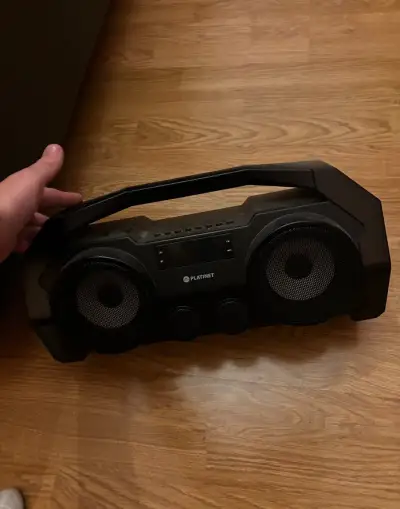 Reproduktor