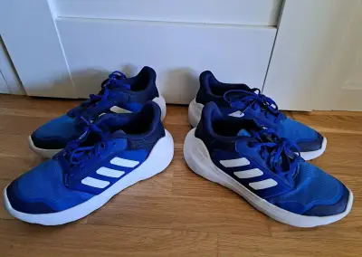Tenisky adidas, velkost 37 1/3