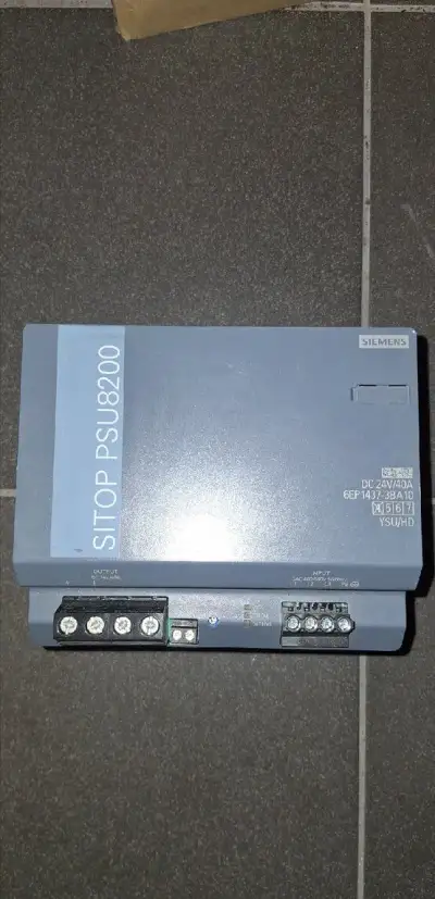 Priemyselný zdroj Siemens SITOP PSU8200 24V/40A