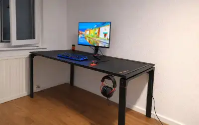 Secretlab MAGNUS + MAGPAD + magnetický hanger + bumpers