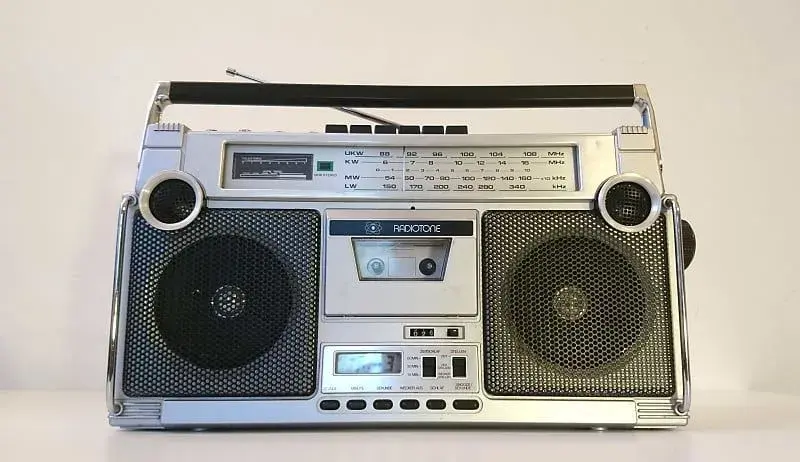 Radiomagnetofon radiotone RRC 750