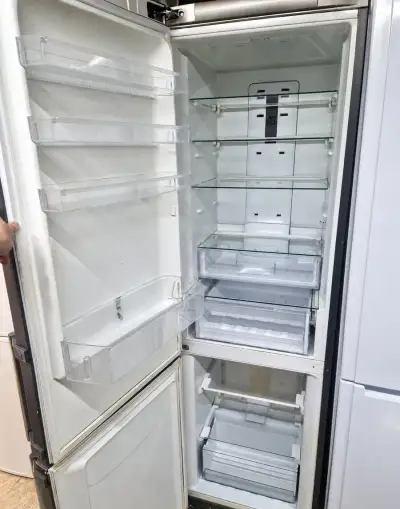 🔷️ Hotpoint Ariston NoFrost 200cm