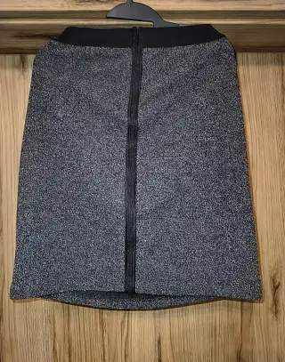 Čierno-biela prskaná sukňa In Wear, č.44