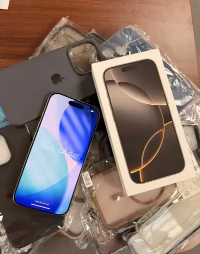 Apple iPhone 16 Pro 256GB White Titanium – stav + kryty