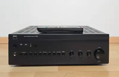 NAD C375BEE /Optica/USB-B/DAC/150 watts pri 8 Ω