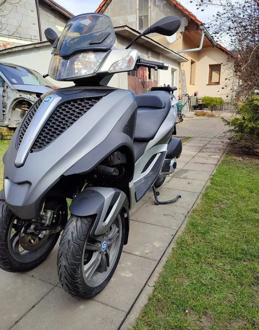 Piaggio MP3 Yourban 300