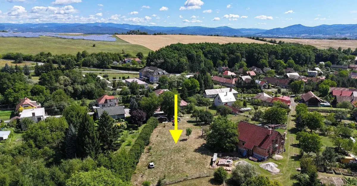 STAVEBNÝ POZEMOK V OBCI HORNÁ ŽDAŇA