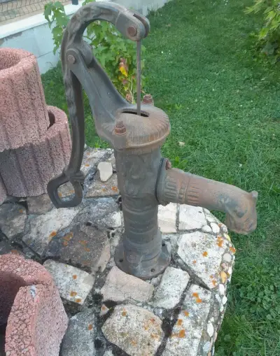 Ručná pumpa na vodu