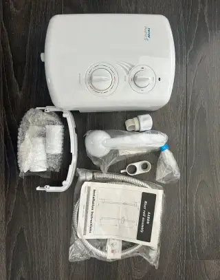 Elektrickú sprchu Triton Madrid 2