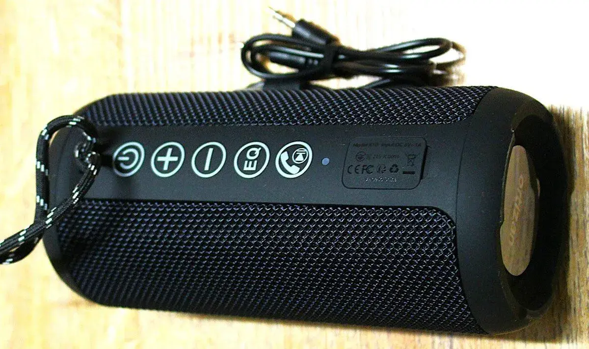 Prenosný Bluetooth reproduktor