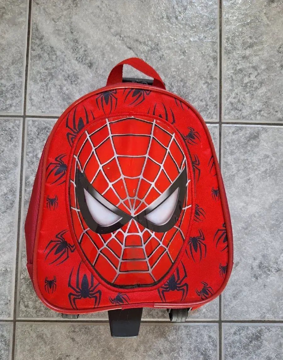 Detský batoh na kolieskach