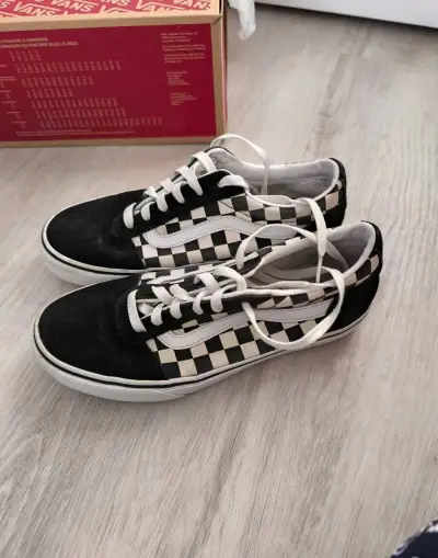 Tenisky Vans 40