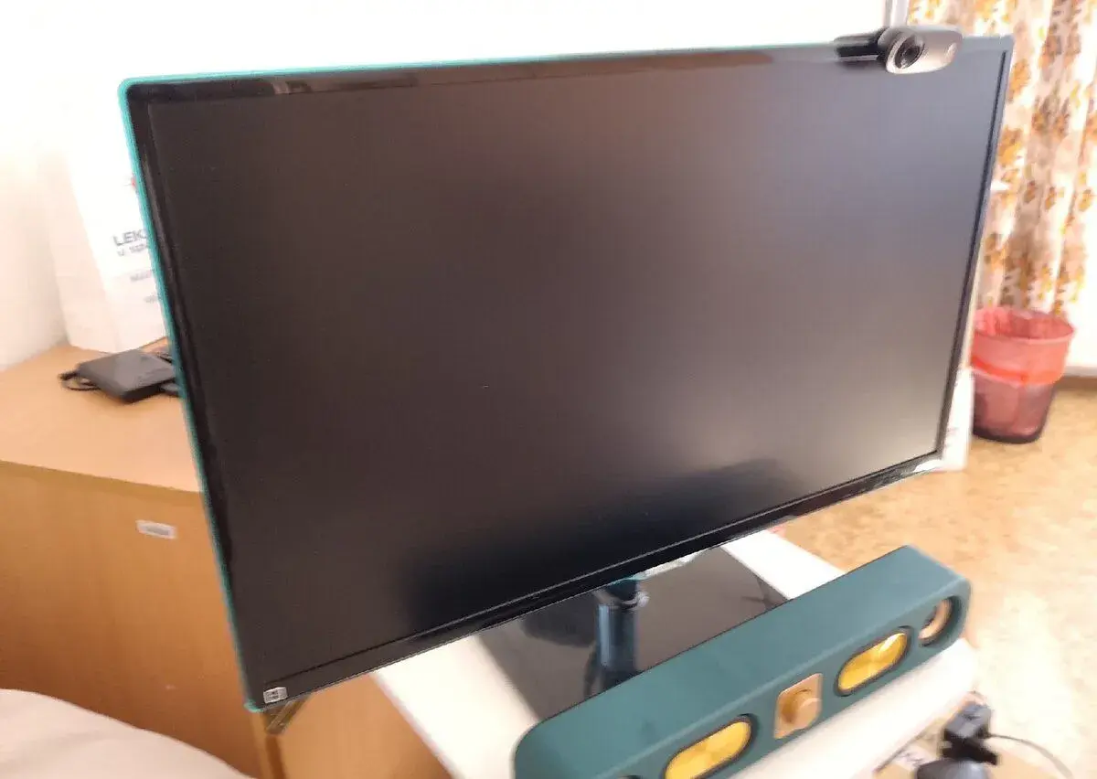 27" LED Monitor Samsung SD390 Full HD + originál krabica