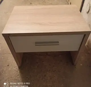 Nočný stolík