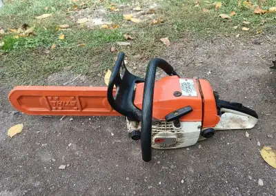 Motorovú pílu Stihl 024 AV