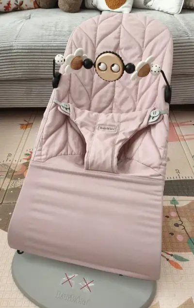 Babybjorn ružový + hračka