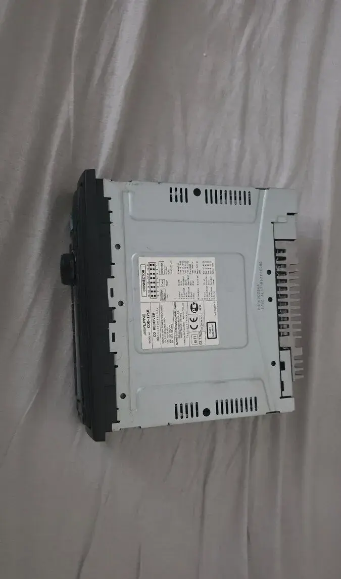 Autorádio alpine s USB