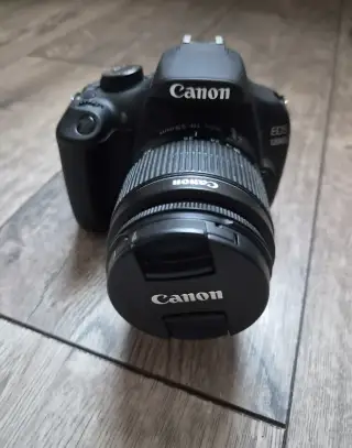 Canon EOS 1200D