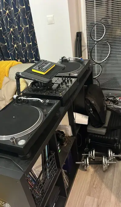 Pioneer DJ zostava - 2x PLX 1000 + DJM600