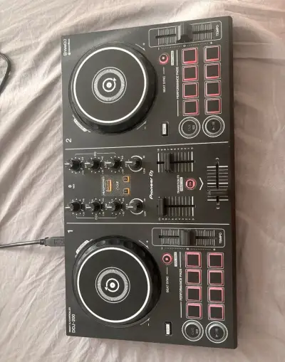 Pioneer DDJ-200