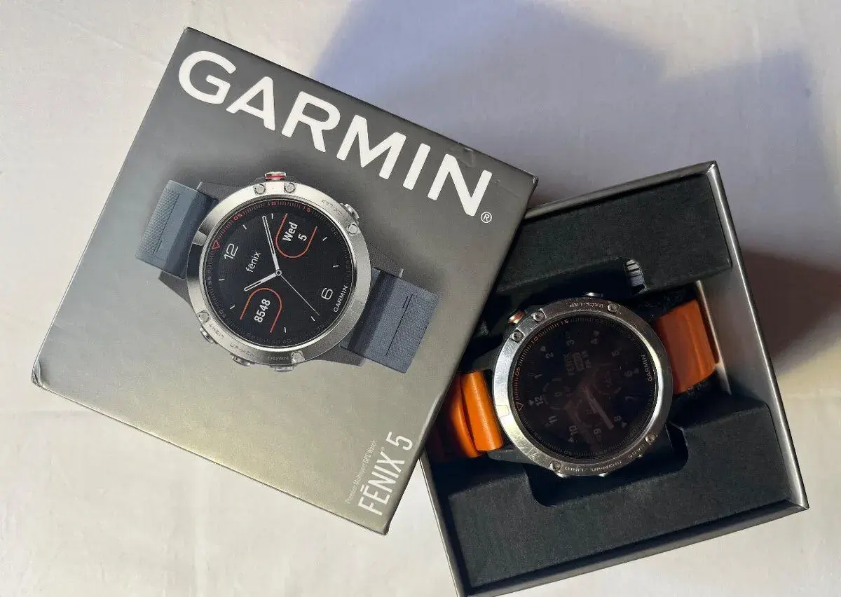 GARMIN FÉNIX 5 SAPPHIRE